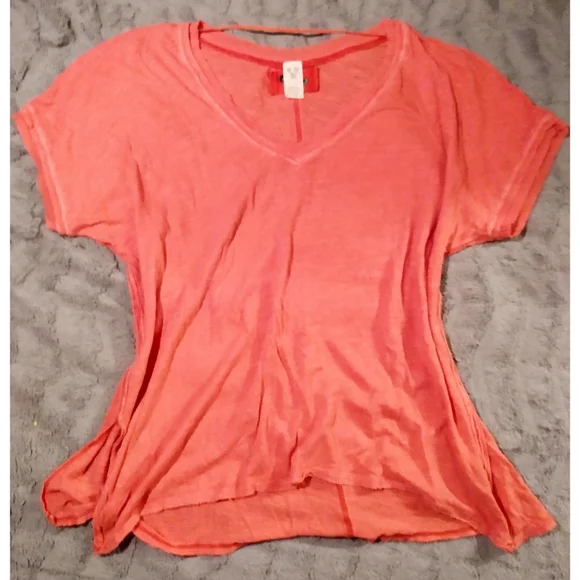 We the Free by FP " Take Me" boyfriend v-neck burnout tee destructed melon Med. - Picture 5 of 15